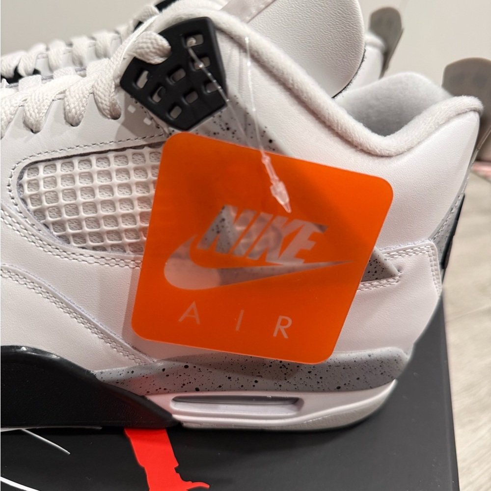 Air Jordan 4 Retro OG White Cement FV5029-100 Summit Fire Red Tech Grey Black 12 - Picture 9 of 12